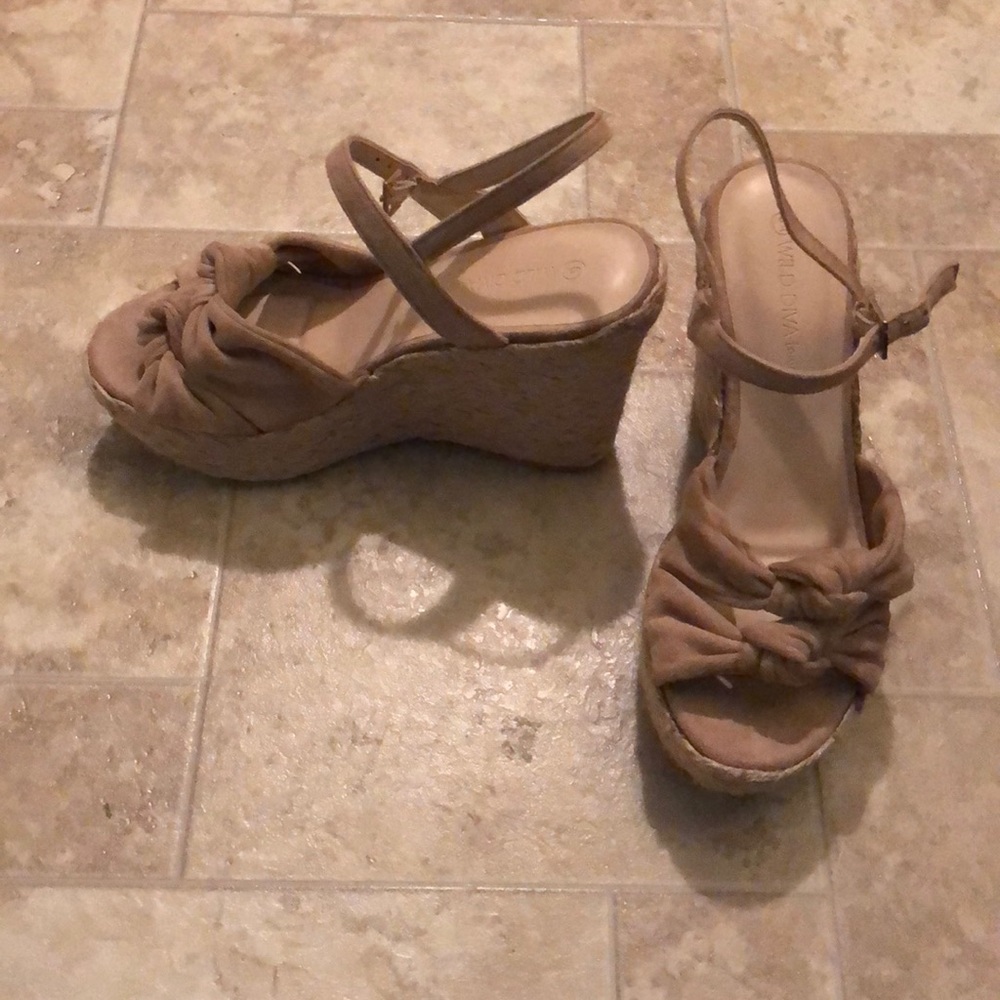 Wedges - Picture 4 of 5